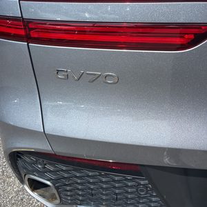 صورة 23 لـ 2023 Genesis GV70 2.5T STANDARD