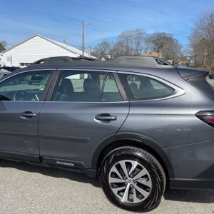 SUBARU OUTBACK BASE - 6