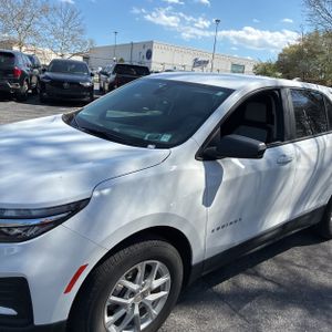 CHEVROLET EQUINOX LS - 2