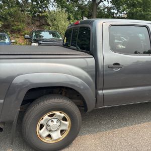 2015 Toyota TACOMA V6 photo 9