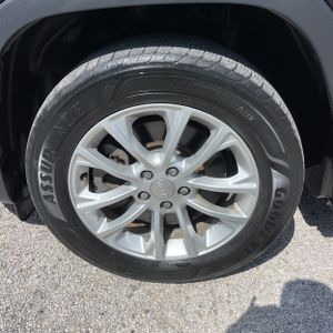 2020 JEEP CHEROKEE LATITUDE 缩略图 17