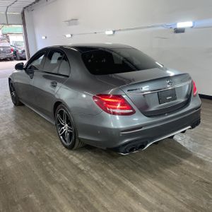 MERCEDES-BENZ E-CLASS - 5