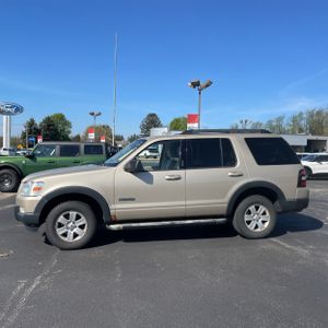 FORD EXPLORER XLT - 3