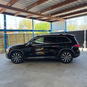 MERCEDES-BENZ GLB - 3