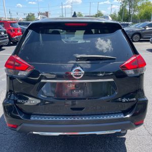 صورة 7 لـ 2017 Nissan ROGUE SV