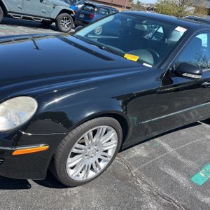 MERCEDES-BENZ E-CLASS - 2