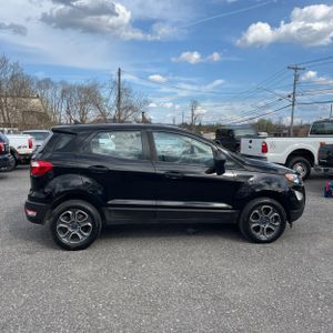 FORD ECOSPORT S - 10