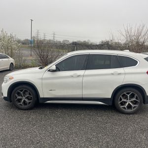 BMW X1 XDRIVE28I - 3