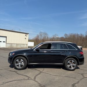 MERCEDES-BENZ GLC - 3