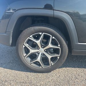 صورة مصغرة 19 لـ 2024 JEEP COMPASS LIMITED