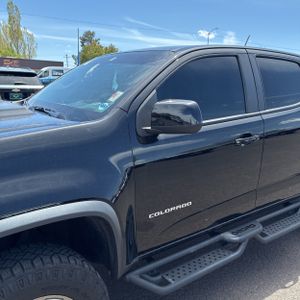 CHEVROLET COLORADO - 2