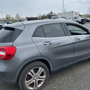 MERCEDES-BENZ GLA - 9