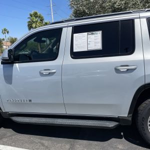 JEEP WAGONEER SERIES III - 4