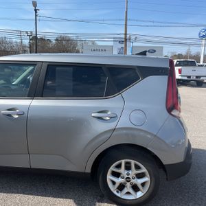 KIA SOUL LX - 6