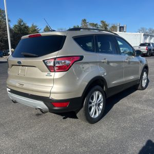 FORD ESCAPE SE - 8