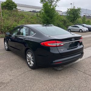 FORD FUSION SE - 5