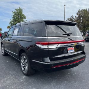 LINCOLN NAVIGATOR L PREMIERE - 5