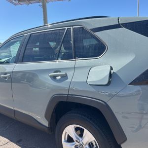 TOYOTA RAV4 - 6