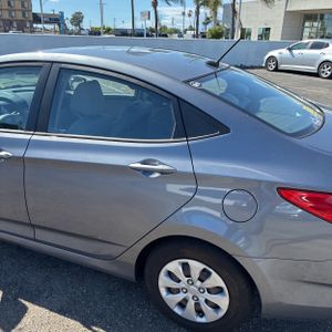 HYUNDAI ACCENT SE - 6