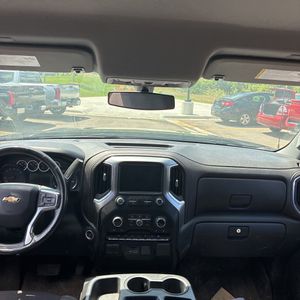 2020 Chevrolet SILVERADO 1500 LT thumbnail 36