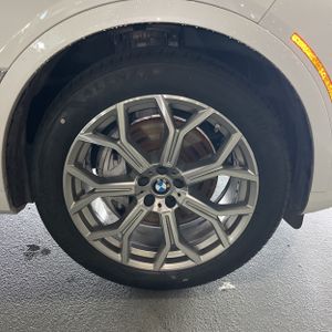 صورة مصغرة 18 لـ 2023 BMW X7 XDRIVE40I