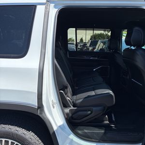 2022 JEEP WAGONEER SERIES III — миниатюра 35