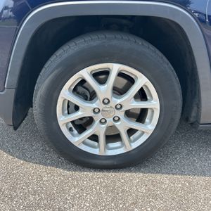 صورة مصغرة 17 لـ 2016 JEEP CHEROKEE LATITUDE