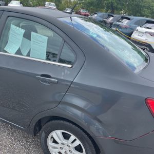 CHEVROLET SONIC LT AUTO - 6