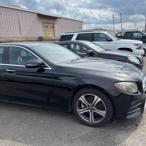 MERCEDES-BENZ E-CLASS - 9