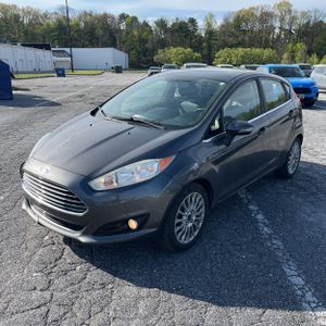 FORD FIESTA TITANIUM - 1