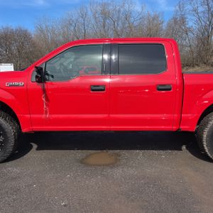 FORD F-150 XLT - 4