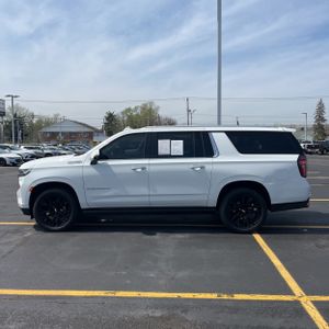 CHEVROLET SUBURBAN HIGH COUNTRY - 3
