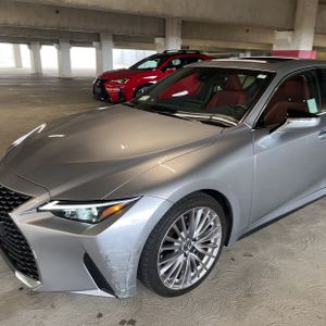 LEXUS IS 300 BASE - 2