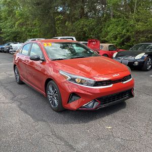 KIA FORTE GT-LINE - 10