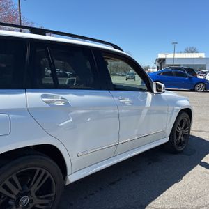 MERCEDES-BENZ GLK - 9