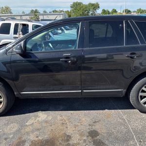 FORD EDGE SEL - 4