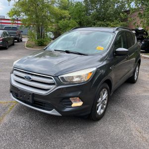 FORD ESCAPE SE - 1