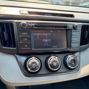 2015 Toyota RAV4 LE — фото 37
