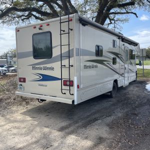 FORD E-450 CUTAWAY - 6