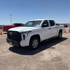 TOYOTA TUNDRA - 1