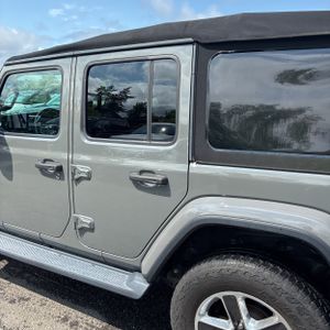 2020 JEEP WRANGLER UNLIMITED SAHARA — фото 6