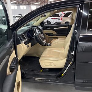 2019 Toyota HIGHLANDER XLE — миниатюра 27