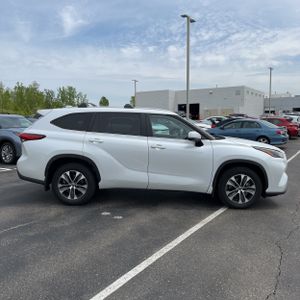 TOYOTA HIGHLANDER - 10