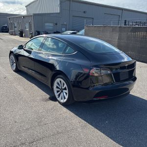 TESLA MODEL 3 BASE - 5