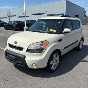 KIA SOUL + - 1