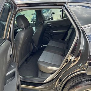 2025 Chevrolet TRAX LT — миниатюра 34