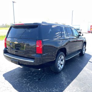 CHEVROLET SUBURBAN LTZ - 8