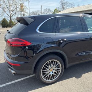 PORSCHE CAYENNE - 9