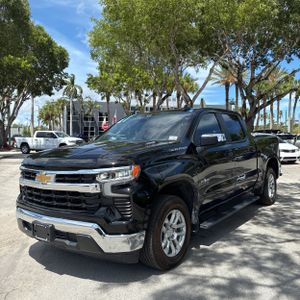 2024 Chevrolet SILVERADO 1500 LT 照片 1