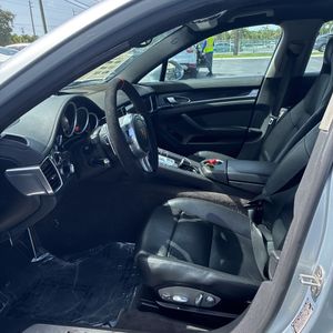 2016 Porsche PANAMERA 4 缩略图 31